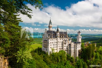 Bild på Neuschwanstein Castle on the top of the mountain Bavaria Germany